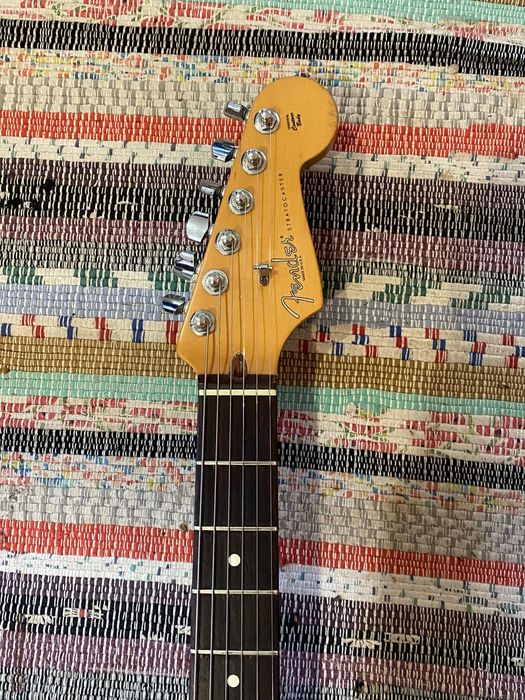 Fender stratocaster vermelho translucido445886686792273923