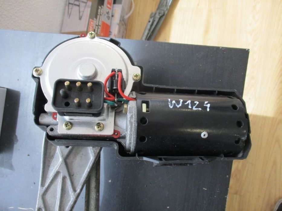 Motor Limpa Vidros Mercedes W124