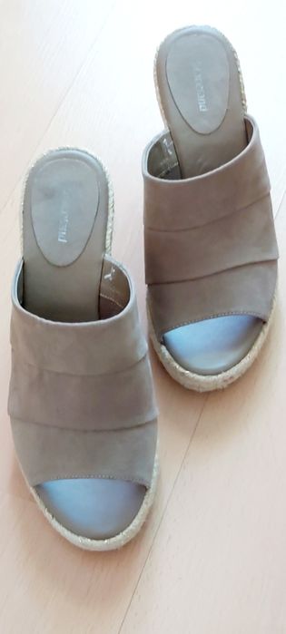 Sandálias " Cinza "