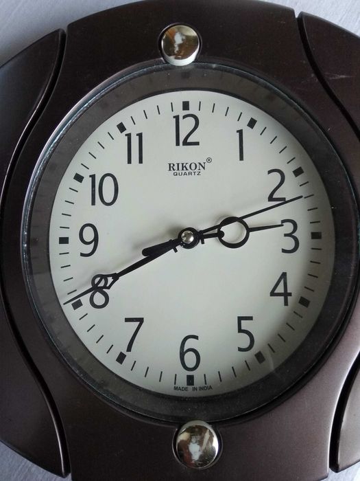 Часы на стену Ricon тикают работают от 1 батарейки АА, 20х23 см