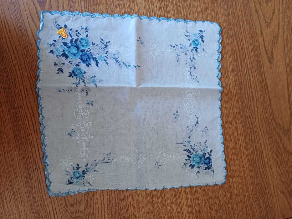 Śliczne nowe bawełniane chusteczki PRL 6 sztuk