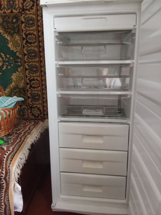 Морозильна камера Snaige