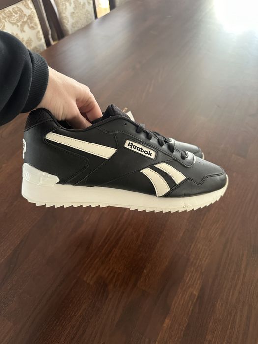 Reebok classic шкіряні чоловічі рібок класік 44,5 розмір