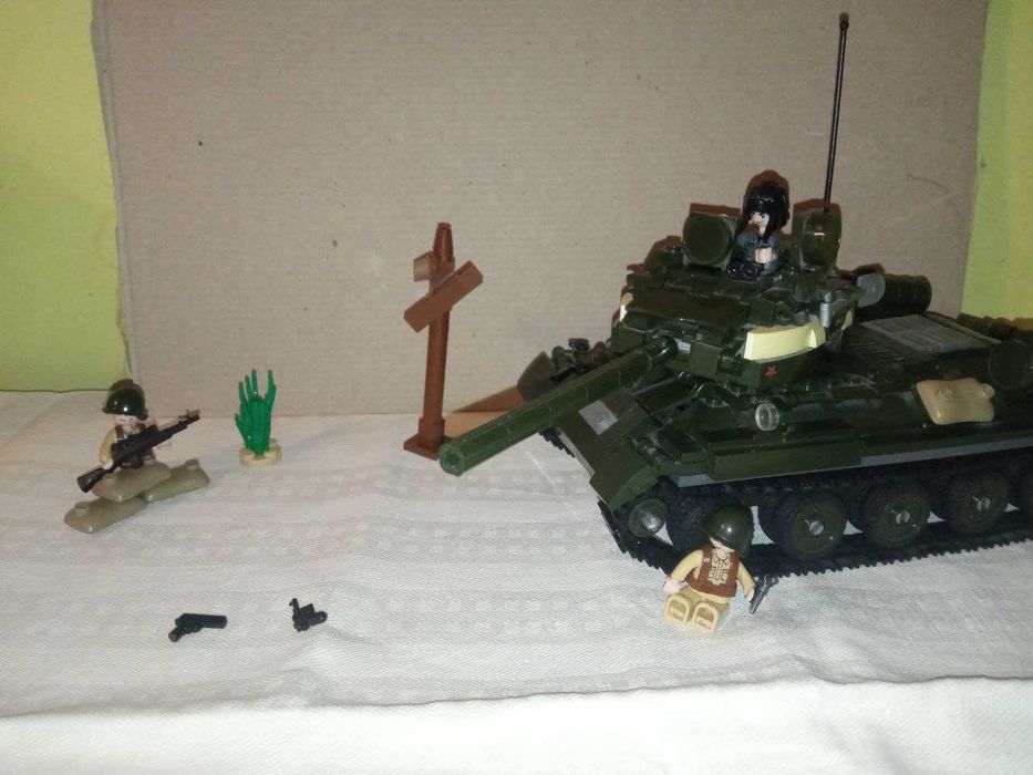 Лего Конструктор Sluban Army бойовий танк Т-34. Військова техніка ЛЕГО