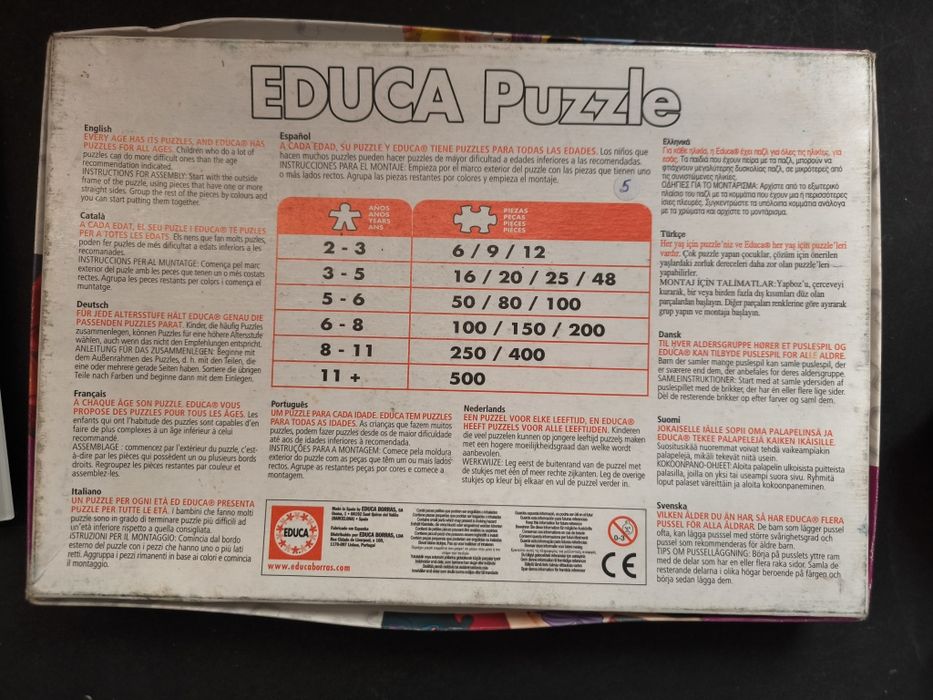 2 Puzzle Disney Princesas Ariel e Branca de neve.