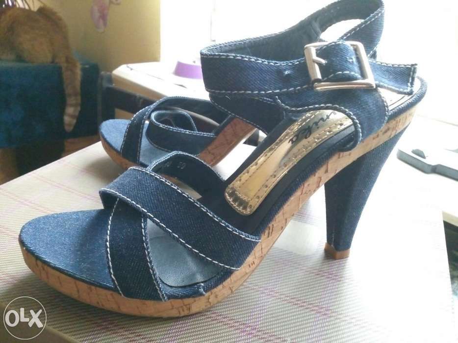 Buty szpilki sandały