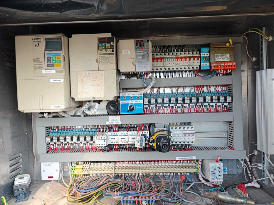 Żuraw szybko-montujący, hydrauliczny Cattaneo  CM 90s4