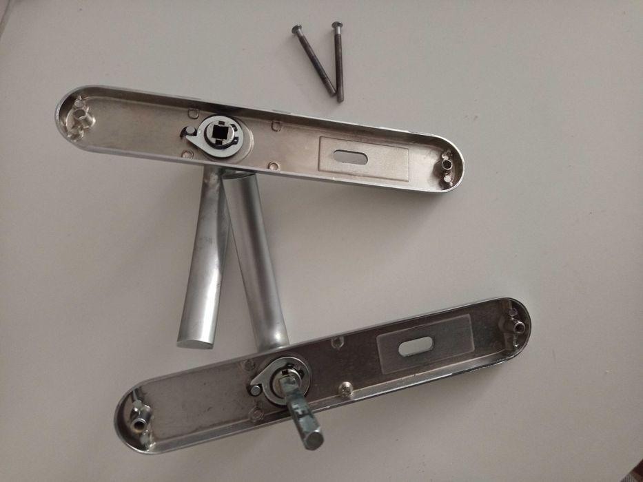 Klamka długi szyld 3 sztuki nikiel