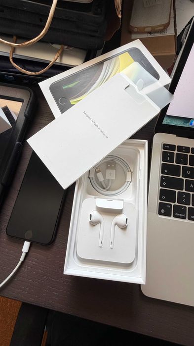 iPhone SE 128Gb Desbloqueado