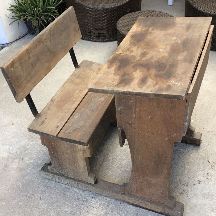 Secretarias de escola antigas