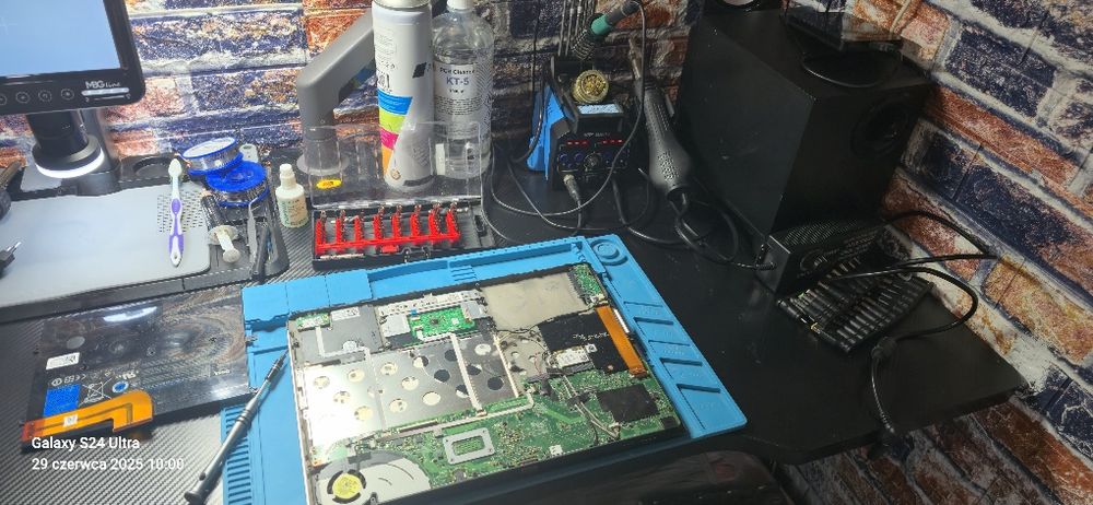 Naprawa komputerów Laptopy/Serwis Komputerowy [TANIO i SZYBKO!]