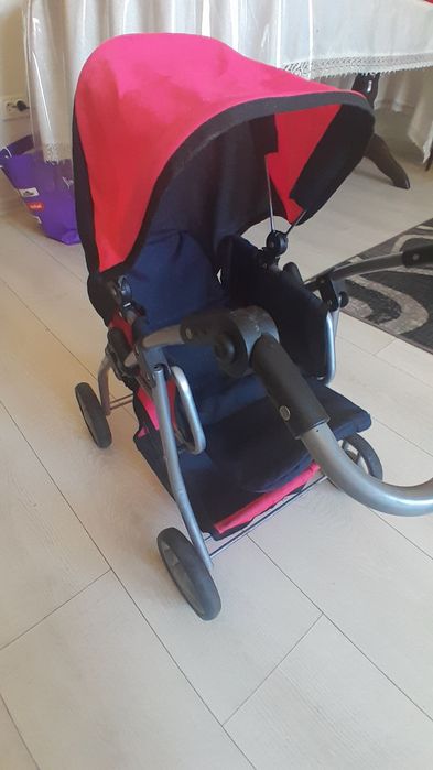 Коляска для ляльок.