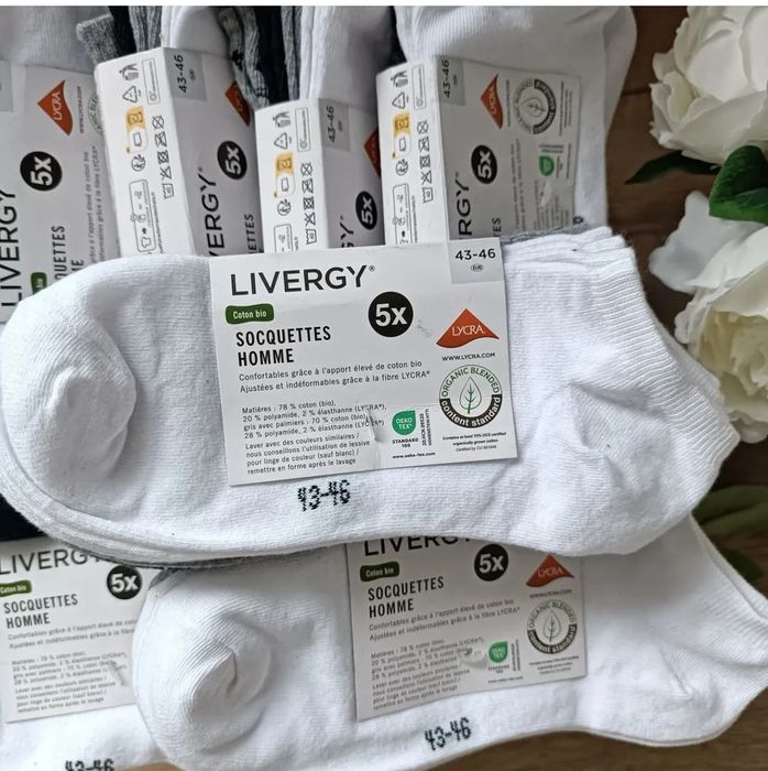 Спортивні утеплені шкарпетки Crivit та не утеплені короткі Livergy