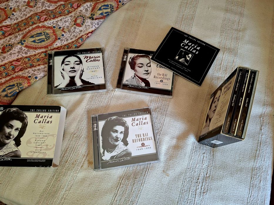 Cds duas caixas triplas Maria Callas gravações ao vivo