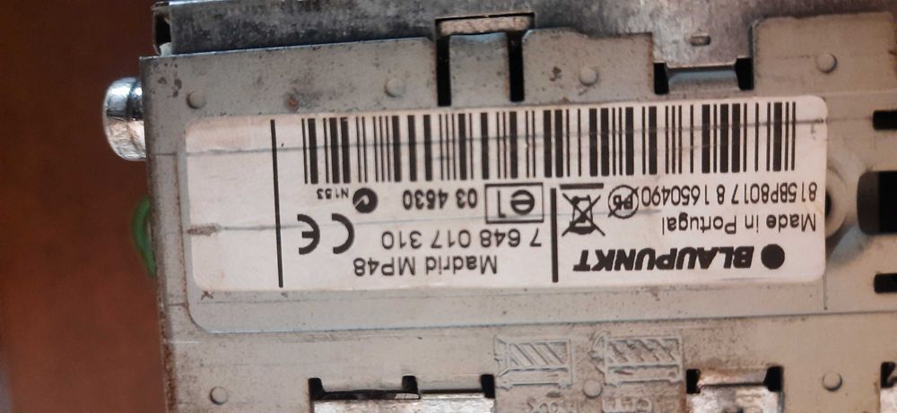 автомобильный приемник Blaupunkt Madrit  MP48