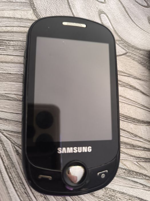 Lote de 8 telemóveis antigos Nokia, Samsung, Ericsson e Motorola – Para peças ou coleção
