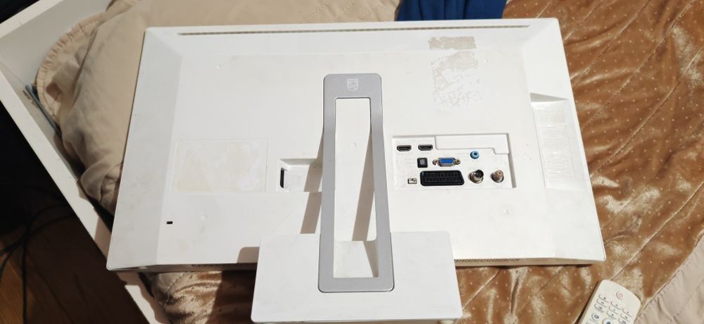 LCD Philips 24 polegadas