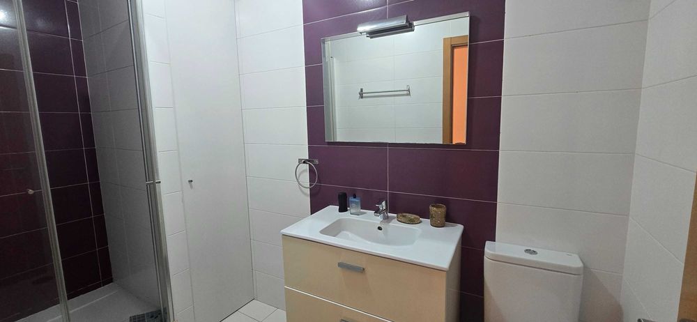 Apartamento T2+1  na Av Pedonal em frente à praia