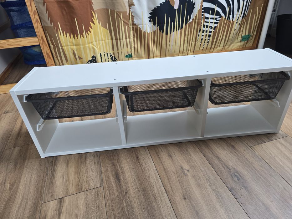 Szafka ścienna serii Trofast Ikea