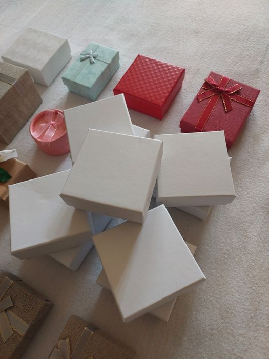 Lote 24 caixas p/ Jóias