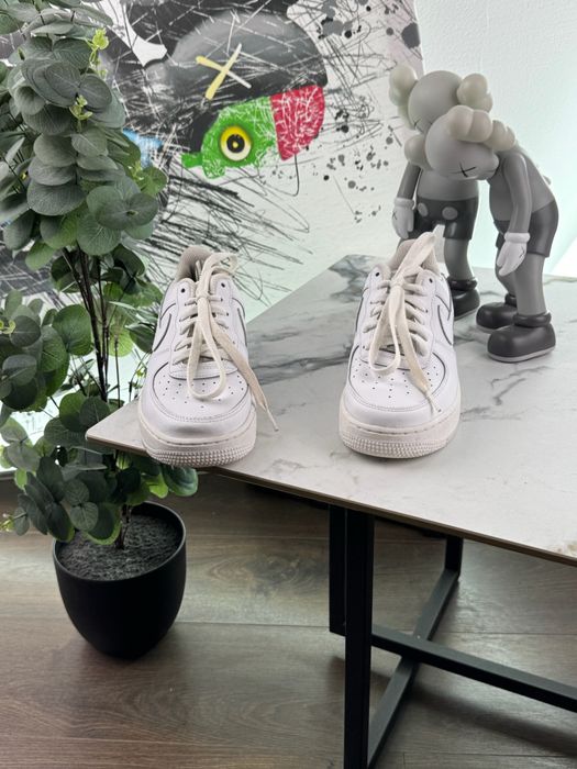 Кросівки шкіряні Nike Air Force 38.5 розмір Е14454