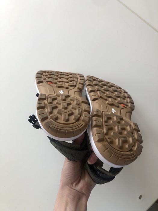 Sandały Quechua z Decathlon 42