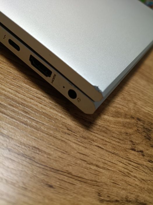 Sprzedam laptopa Elitebook