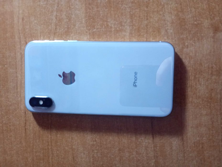 продам iPhone XS