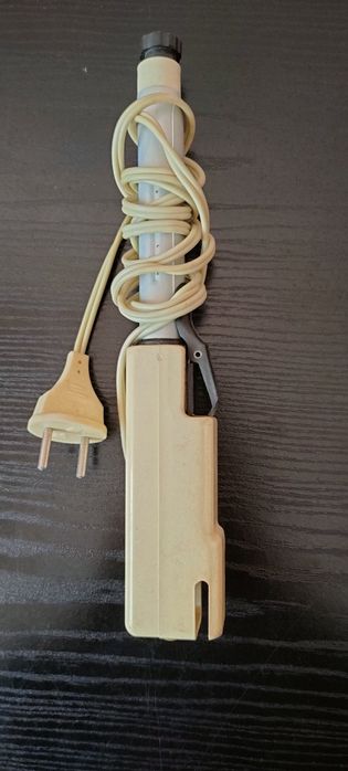 Продаються щипці