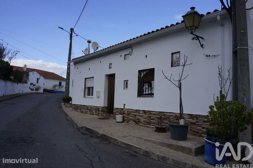 Ateliê T3 em Vale de Santiago de 112,24 m2