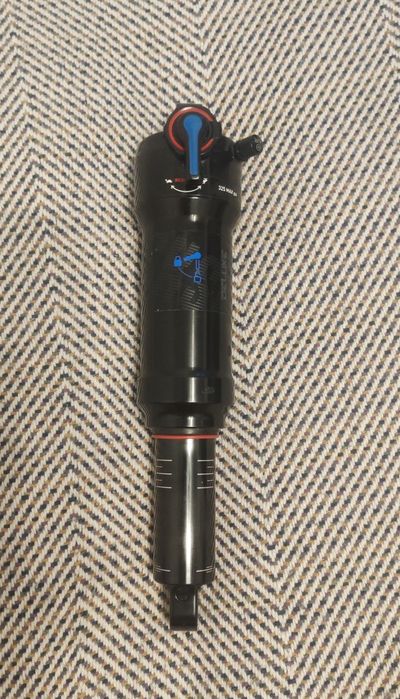 Амортизатор Rock Shox Deluxe RT 230x60