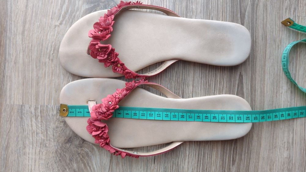 Klapki japonki Oasis roz. 37