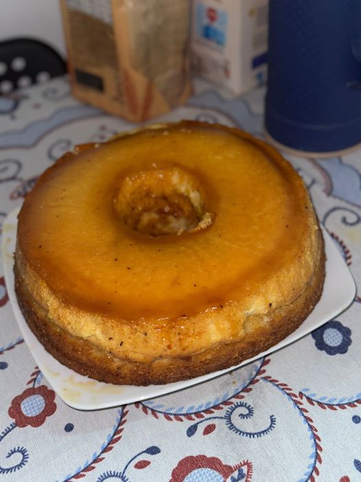 Venda de bolos caseiros e salgados