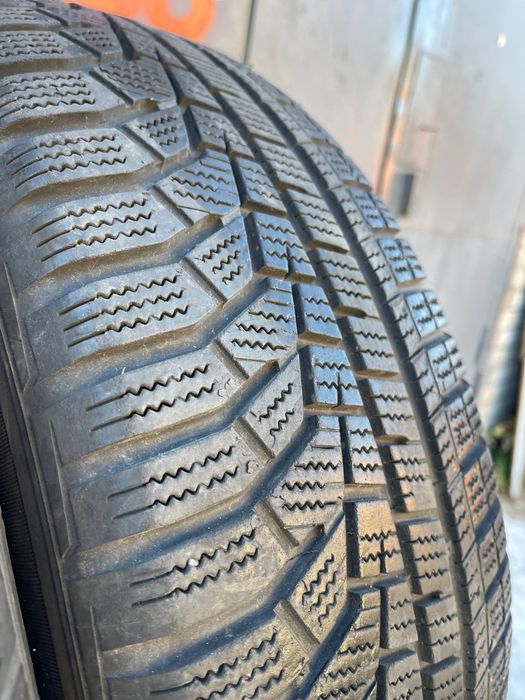 Шини 215/60 r17
