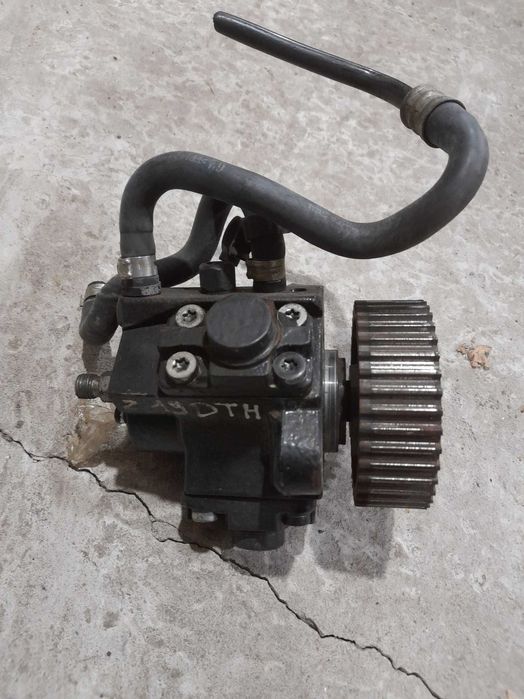 Топливный насос (ТНВД) Opel 1.9 cdti 0445010183 Z13DTH