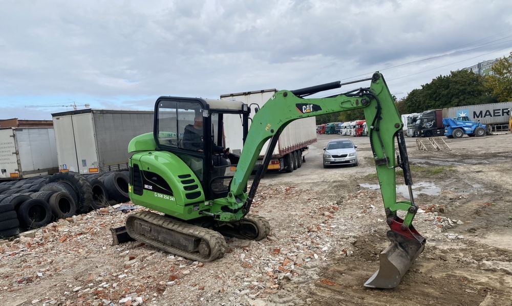 Міні екскаватор Caterpillar 302.5 c . 2011 рік