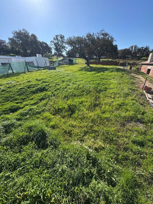 Terreno com 865m2
