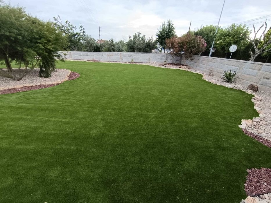 Artificial Grass Installation451422479870873602