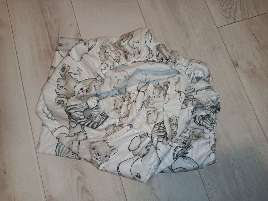 Prześcieradło do łóżeczka 120x60 cm - na gumce