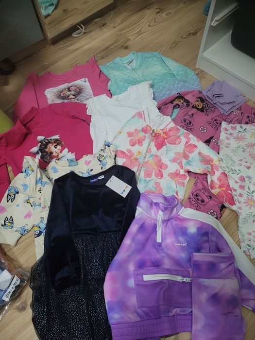 Paka dla dziewczynki rozmiar 98-104