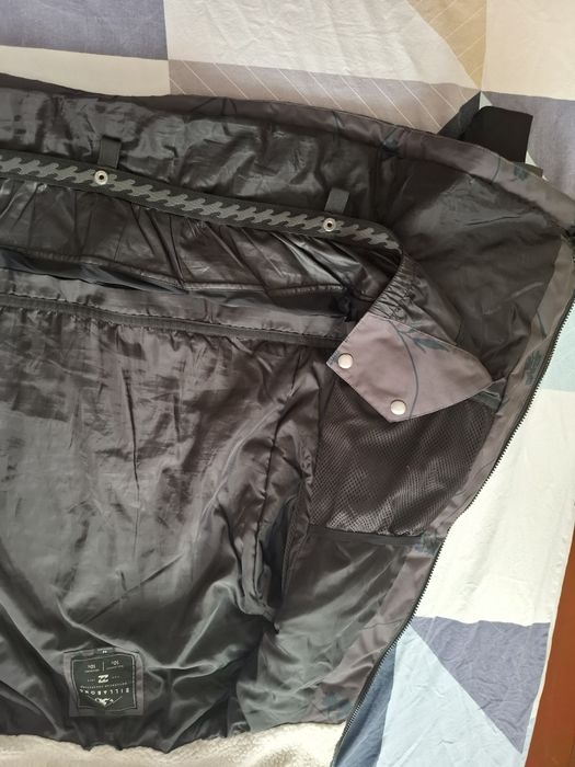 Куртка жіноча BILLABONG з мембраною