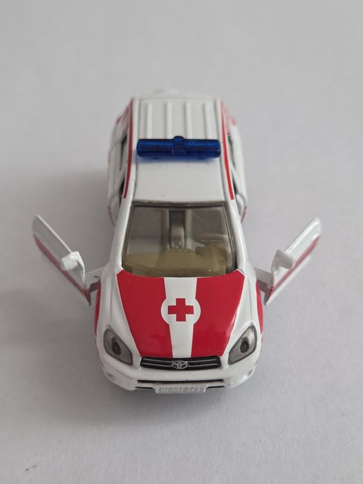 Toyota RAV4 siku model Notarzt ambulans karetka