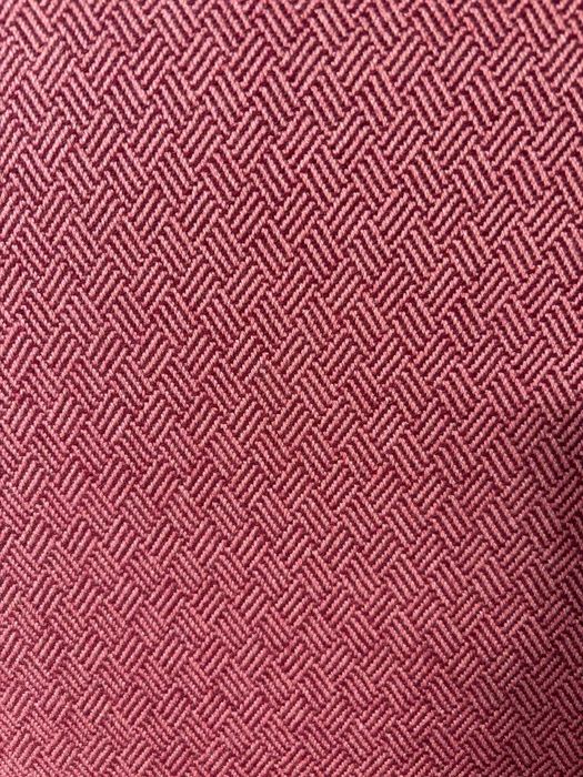 Mesa de jantar redonda e seis cadeiras