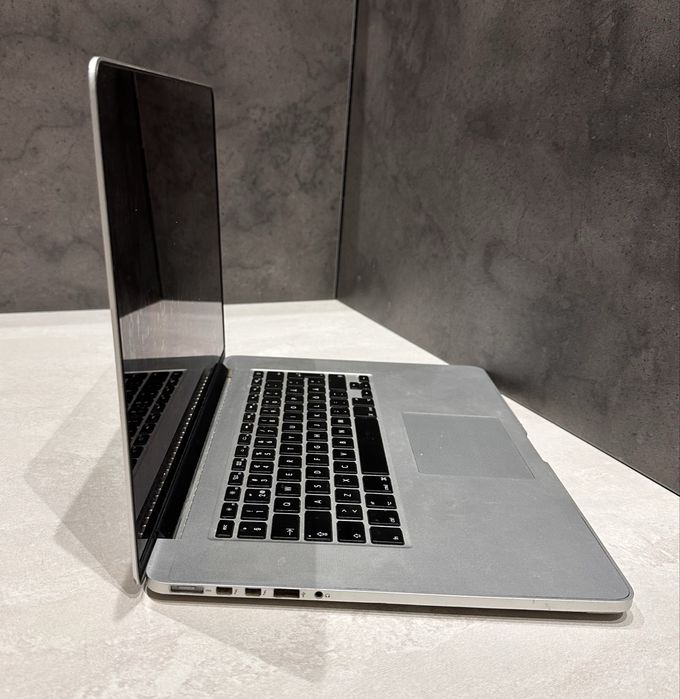 Ноутбук MacBook A1398 15" на відновлення! N3255