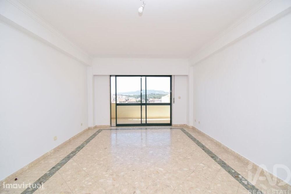 Apartamento T2 em Agualva e Mira-Sintra