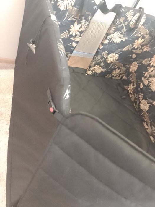 Mata do samochodu bagażnika ochronna dla psa kombi psia wygoda