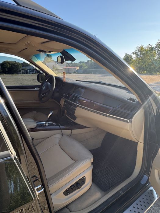 Машиа BMW X5 E70