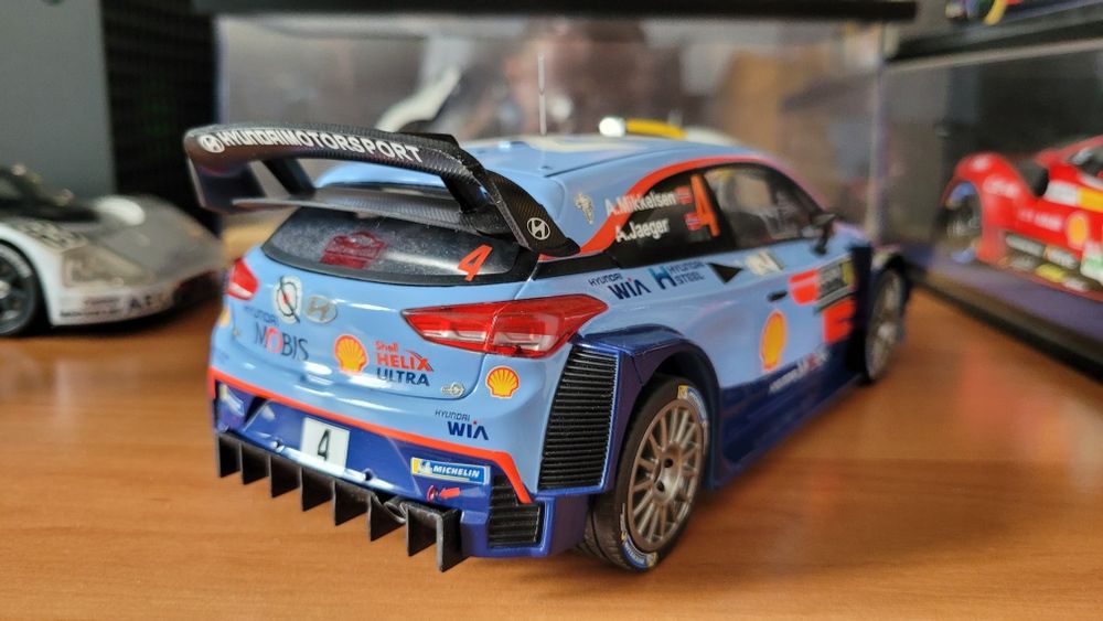 Hyundai i20 WRC 1:18