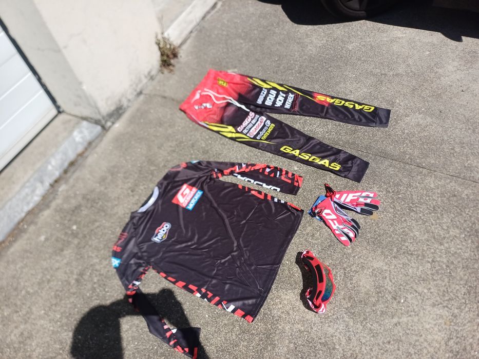 Fato para motocross 14 anos (s)