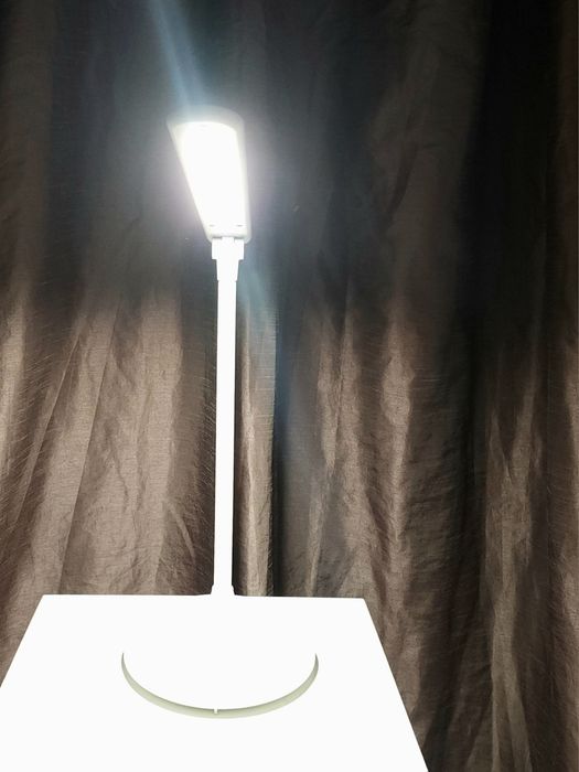 Світлодіодна акумуляторна USB настільна лампа  AT-LT02